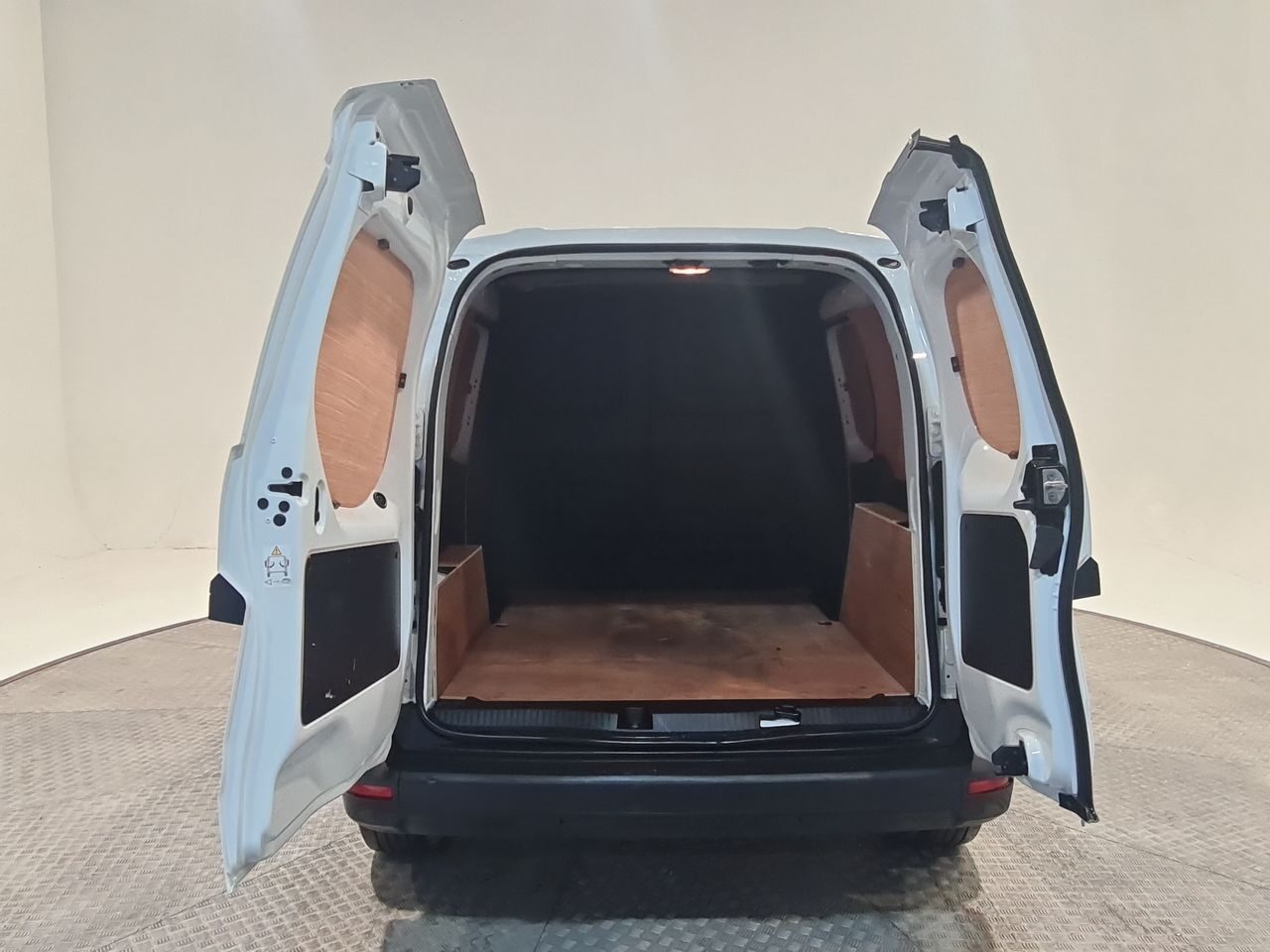 Used Renault Kangoo 2023 for sale - 77952104: Photo 13