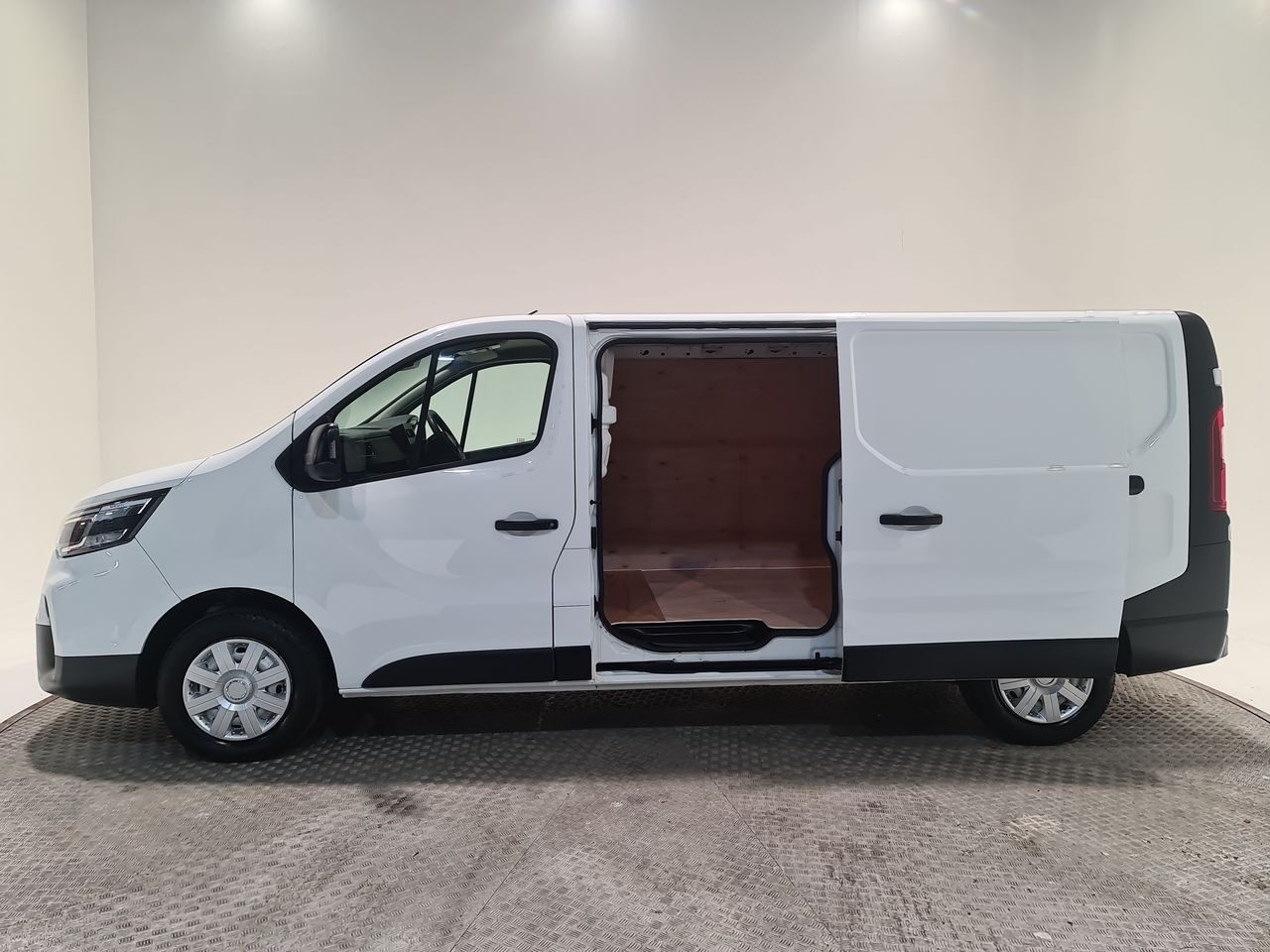 Used Nissan Primastar 2022 for sale - 76553808: Photo 9