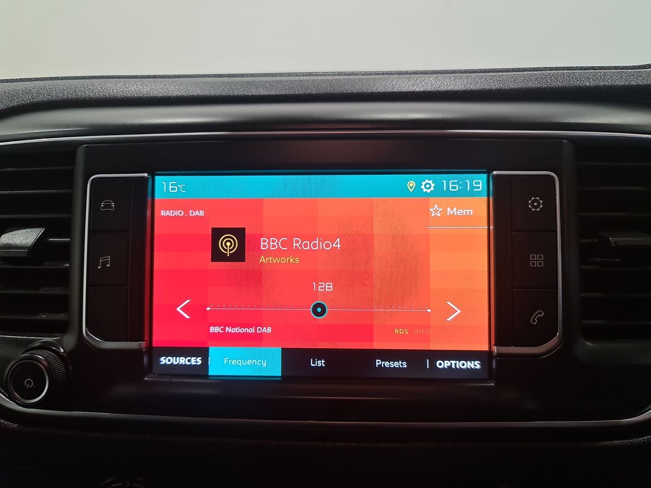 Used Citroen Dispatch 2022 for sale - 77952093: Photo 24