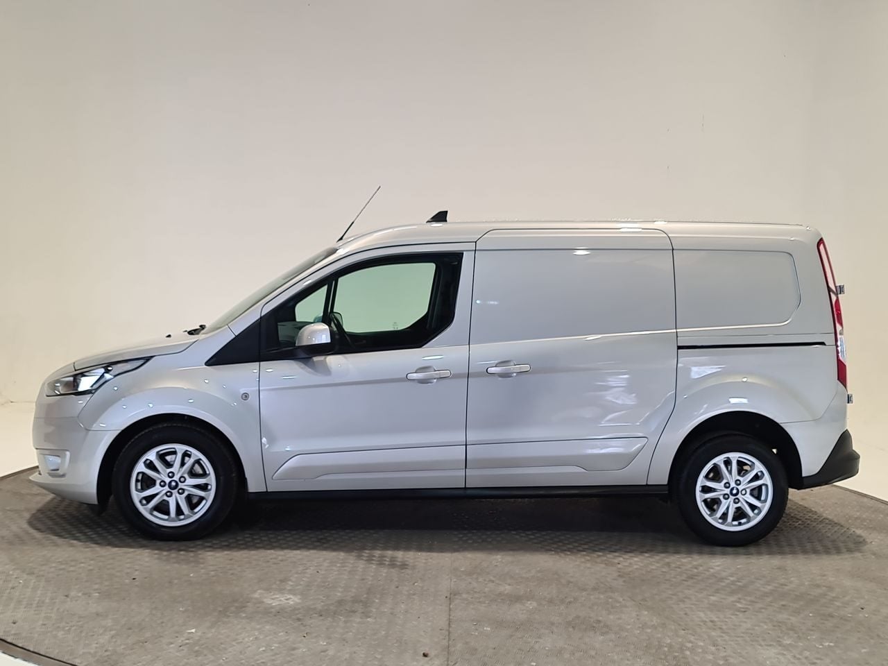 Used Ford Transit Connect 2023 for sale - 77729179: Photo 5