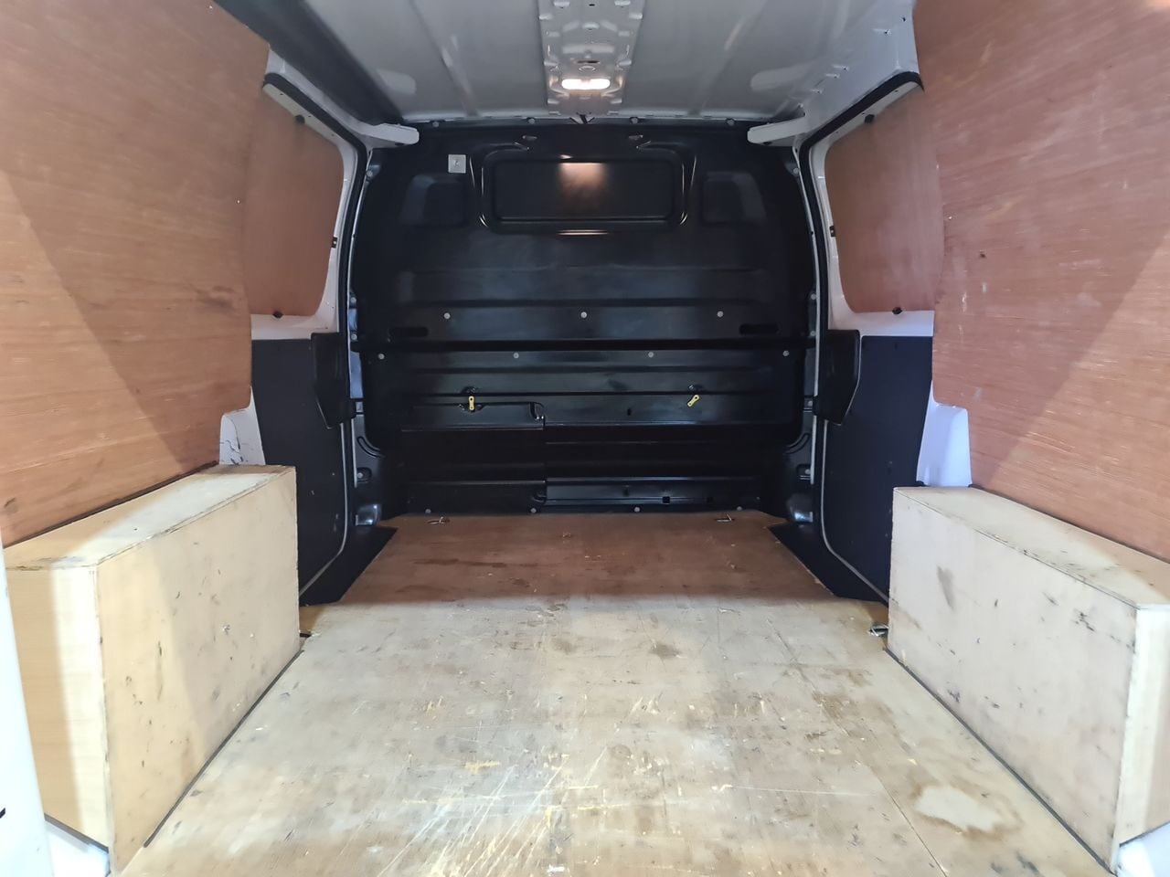 Used Vauxhall Vivaro 2022 for sale - 77501309: Photo 12