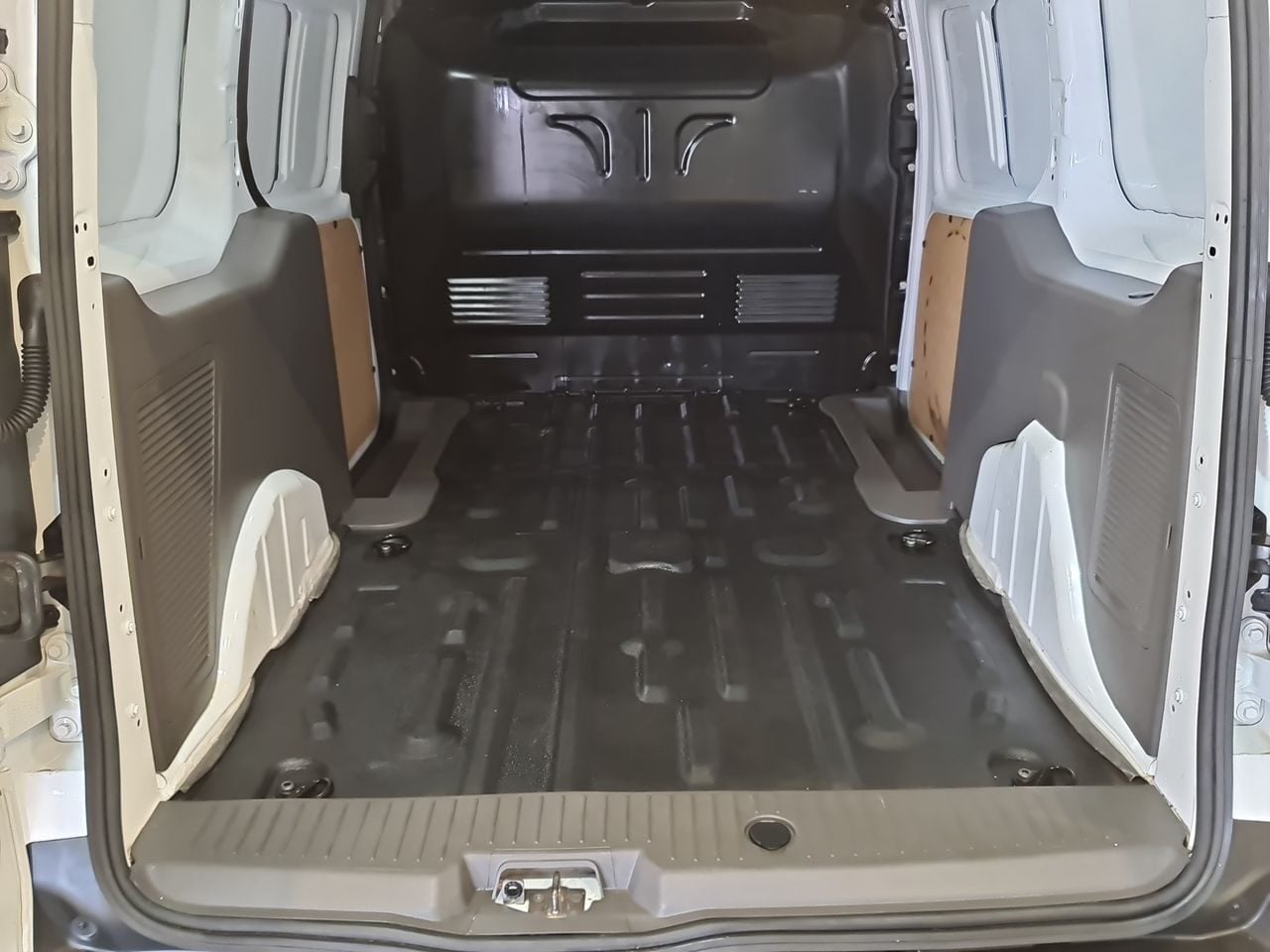 Used Ford Transit Connect 2023 for sale - 77997095: Photo 12