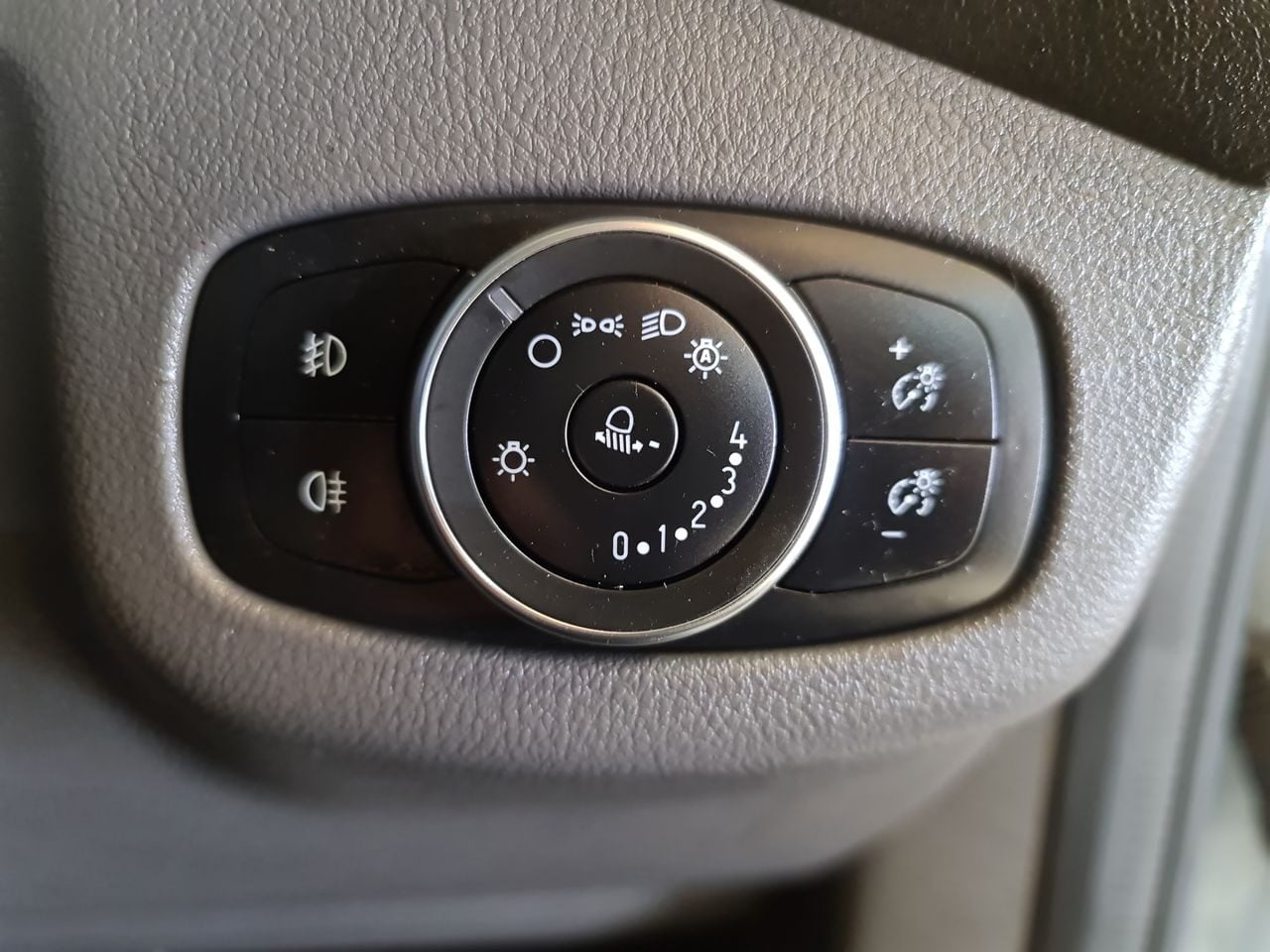 Used Ford Transit Connect 2023 for sale - 77997095: Photo 19