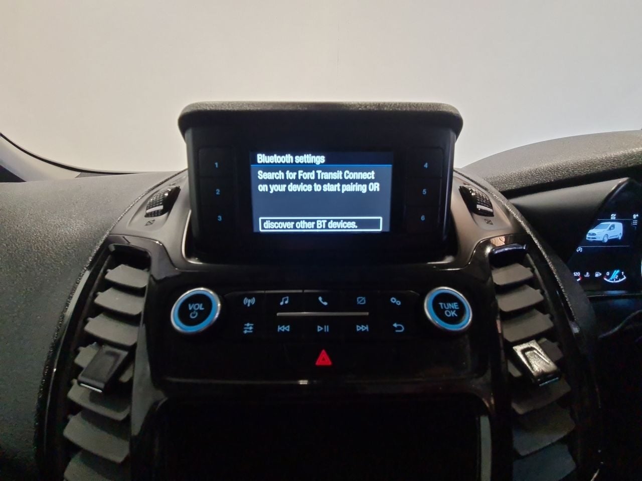 Used Ford Transit Connect 2023 for sale - 77997095: Photo 25