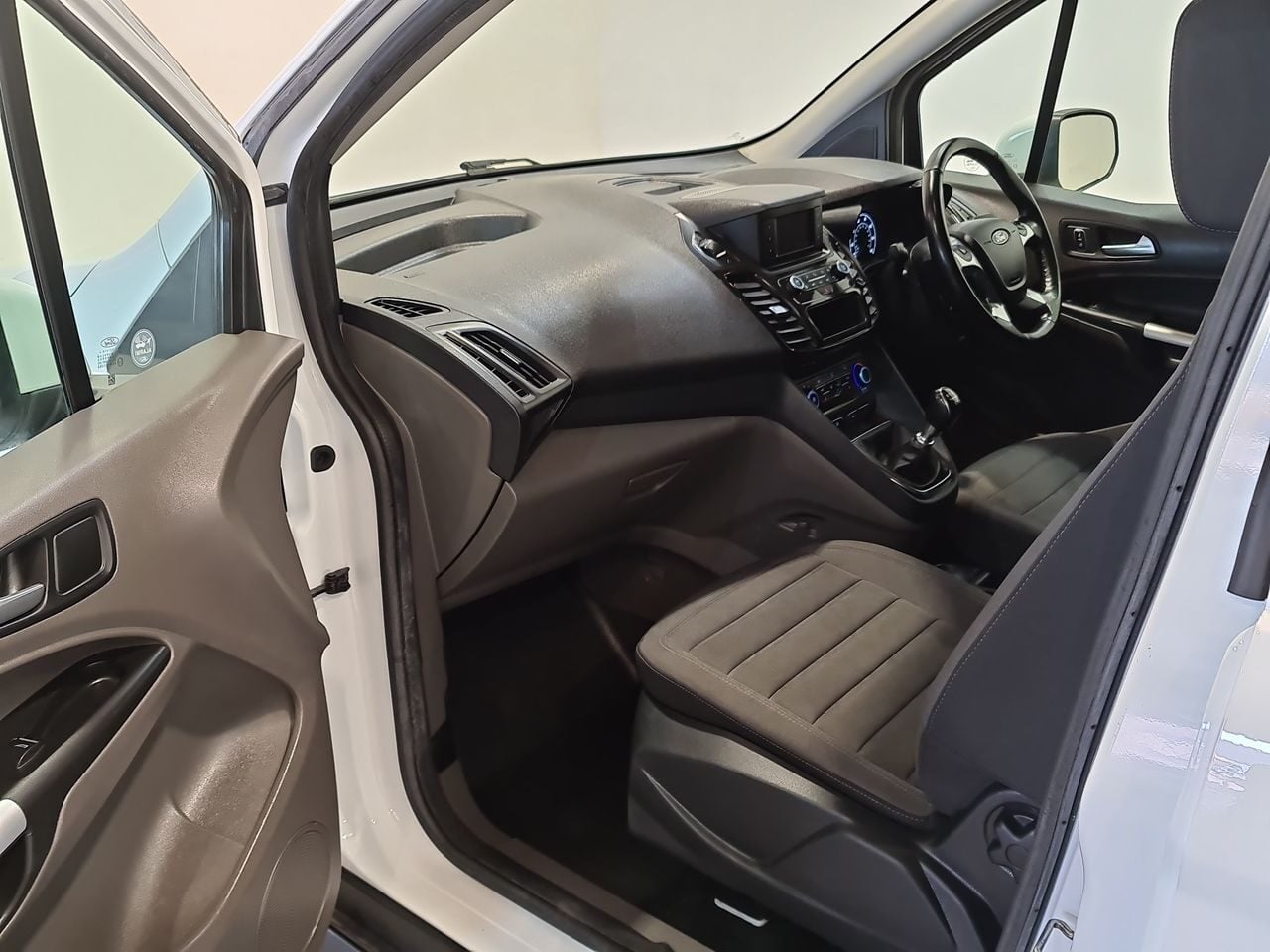 Used Ford Transit Connect 2023 for sale - 77997095: Photo 7