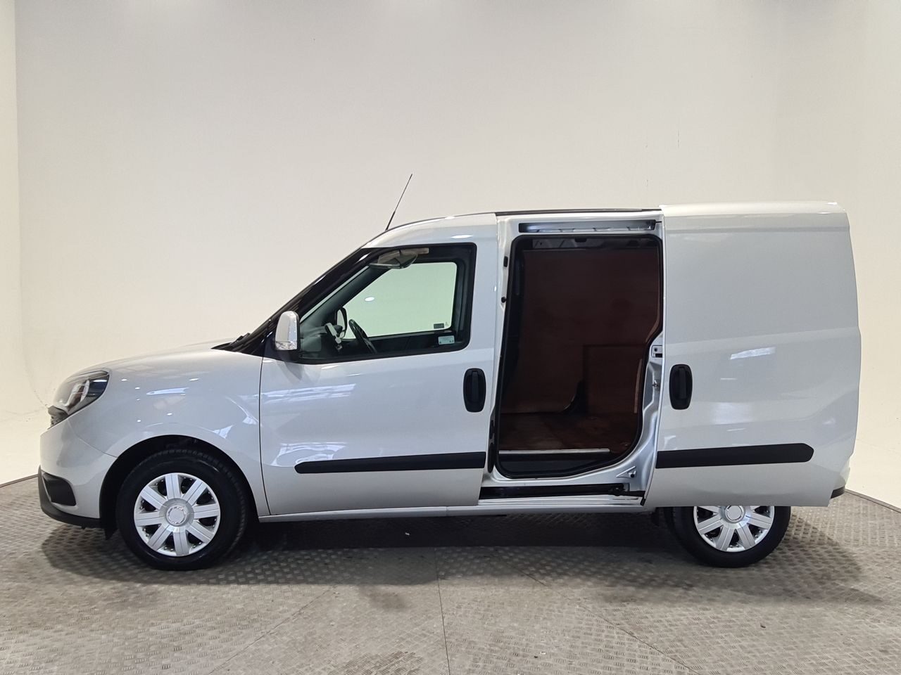Used Fiat Doblo 2023 for sale - 77733828: Photo 9