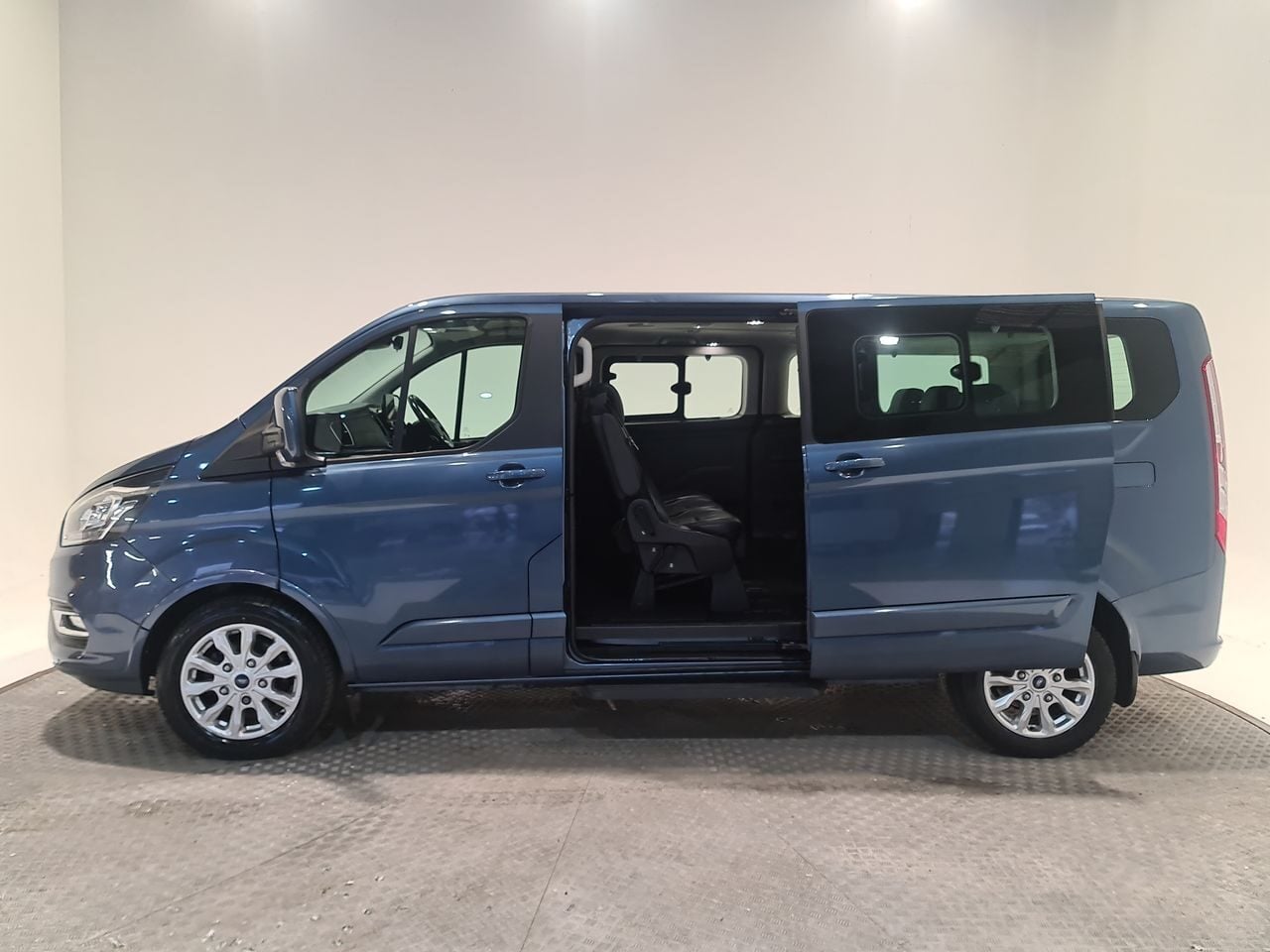 Used Ford Tourneo Custom 2022 for sale - 77541467: Photo 10