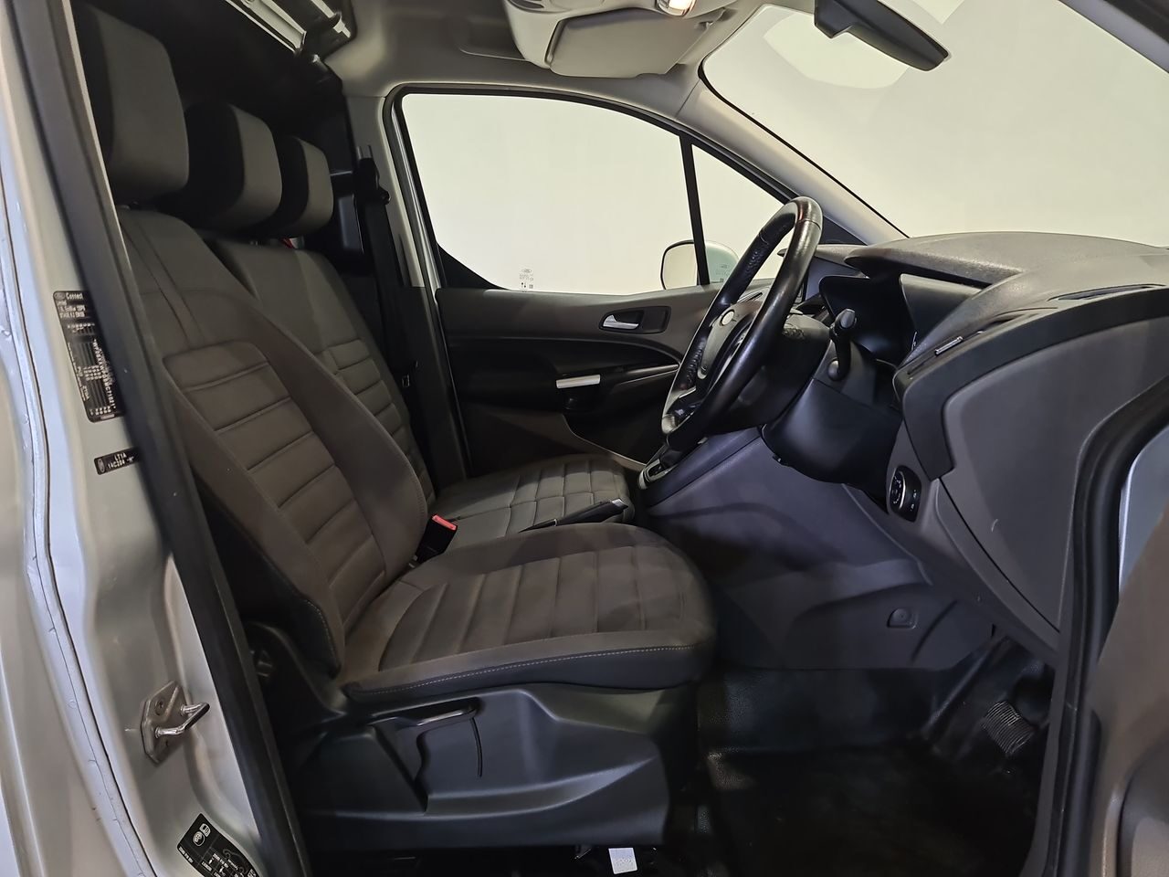 Used Ford Transit Connect 2021 for sale - 76819798: Photo 17