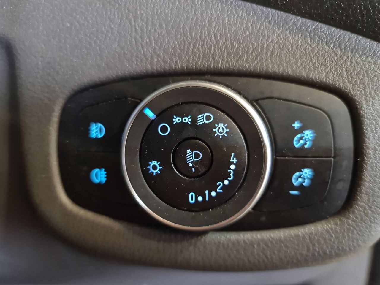 Used Ford Transit Connect 2021 for sale - 76819798: Photo 19