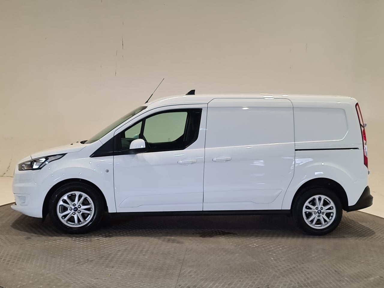 Used Ford Transit Connect 2024 for sale - 78080046: Photo 5