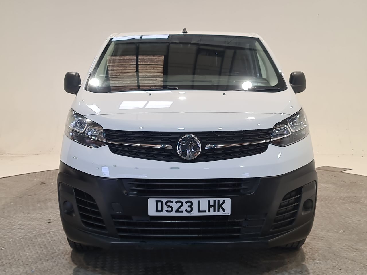 Used Vauxhall Vivaro 2023 for sale - 77905709: Photo 3