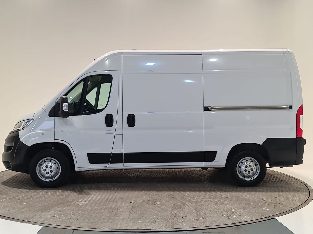 Used Vauxhall Movano 2022 for sale - 76685611: Photo 5