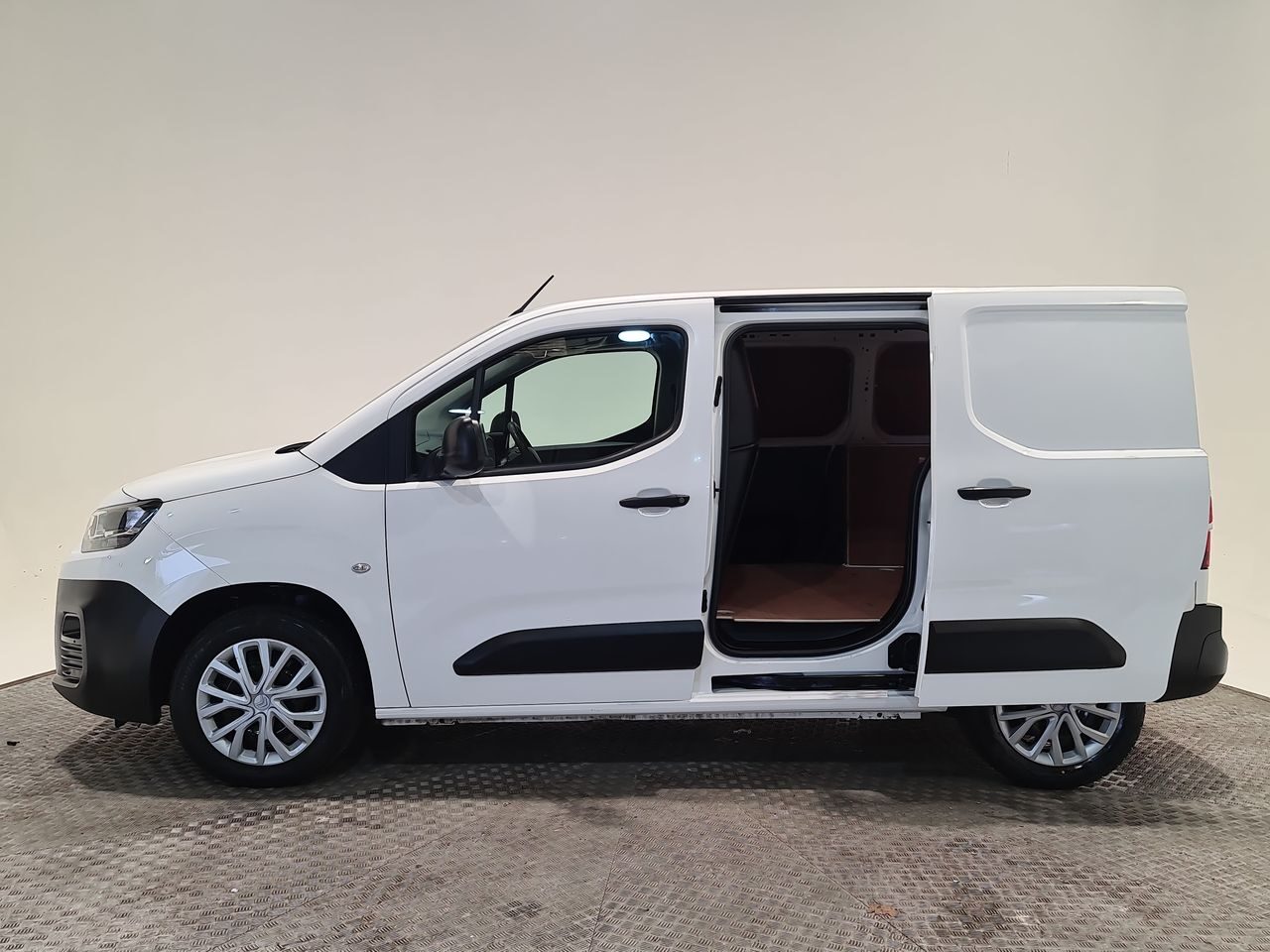 Used Citroen Berlingo 2021 for sale - 76576675: Photo 9