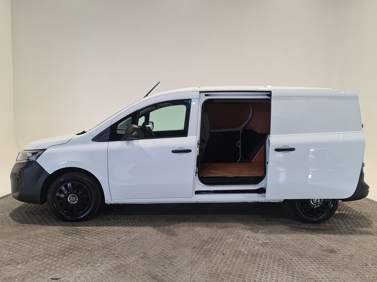 Used Nissan Other 2024 for sale - 76895894: Photo 9