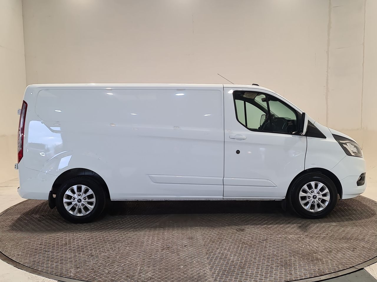 Used Ford Transit Custom 2023 for sale - 76544920: Photo 18