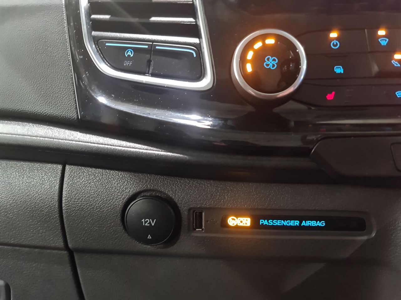 Used Ford Transit Custom 2023 for sale - 76544920: Photo 33