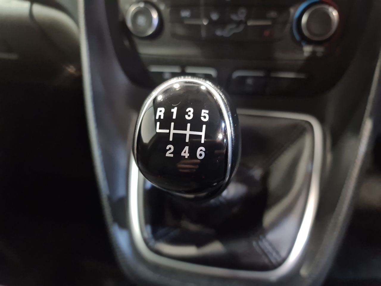 Used Ford Transit Connect 2020 for sale - 76577150: Photo 21