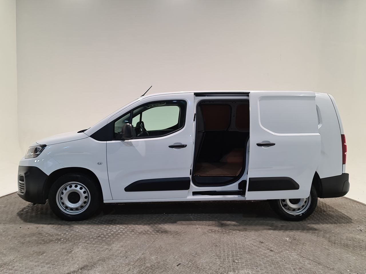 Used Citroen Berlingo 2023 for sale - 77450960: Photo 9