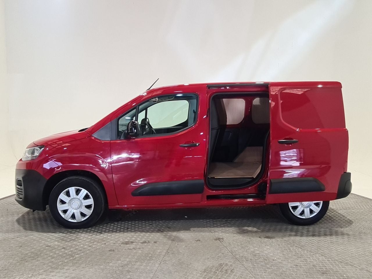 Used Citroen Berlingo 2023 for sale - 77602126: Photo 9