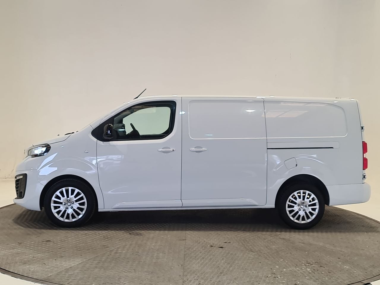 Used Peugeot Expert 2023 for sale - 77905678: Photo 5