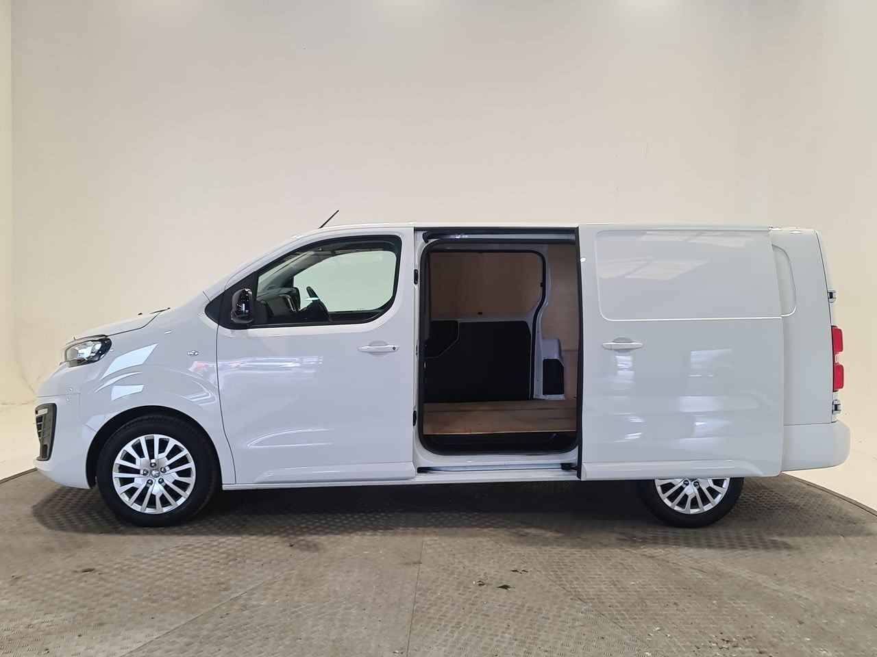 Used Peugeot Expert 2023 for sale - 77905678: Photo 9