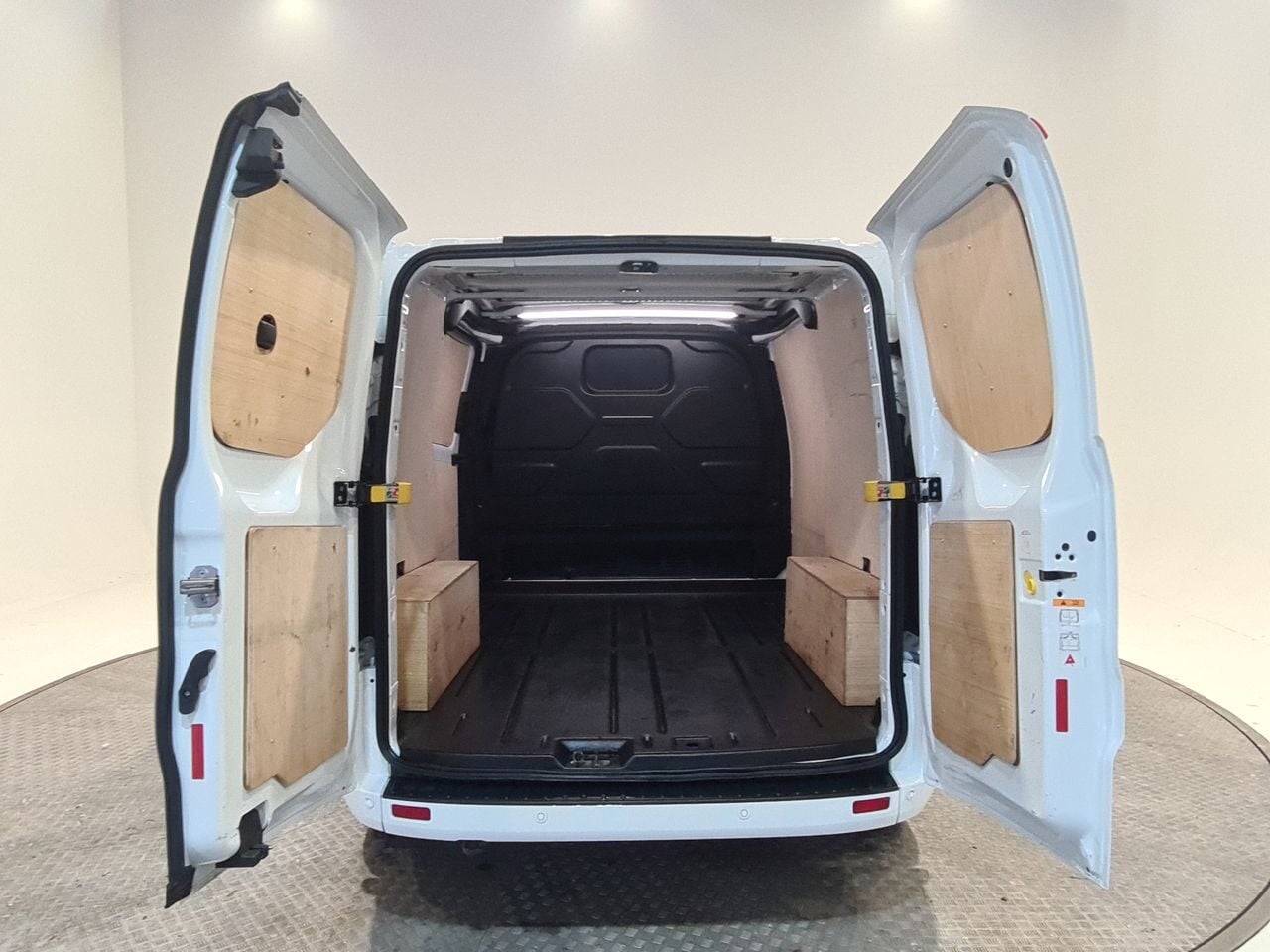 Used Ford Transit Custom 2023 for sale - 77790297: Photo 14