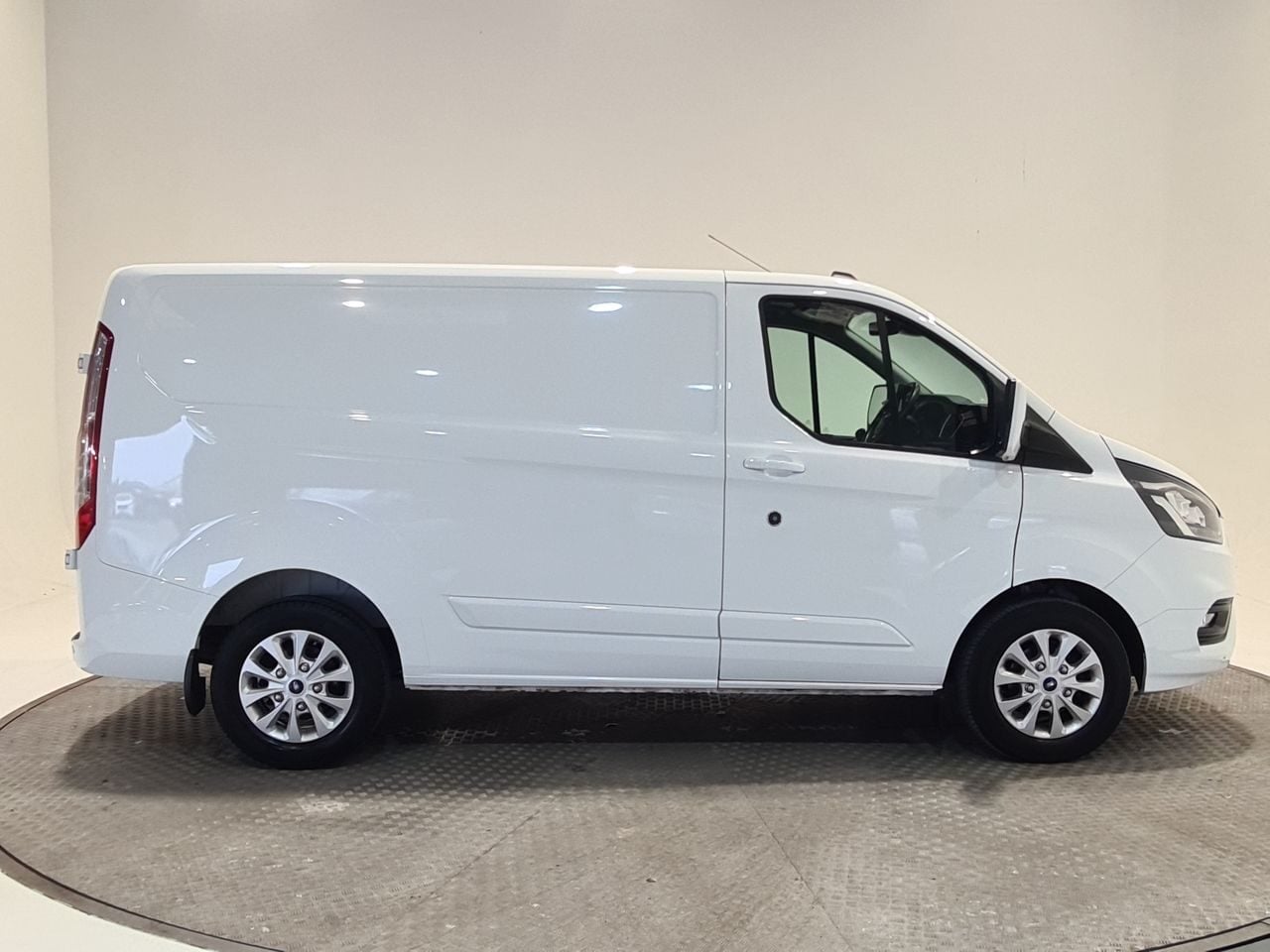 Used Ford Transit Custom 2023 for sale - 77790297: Photo 18