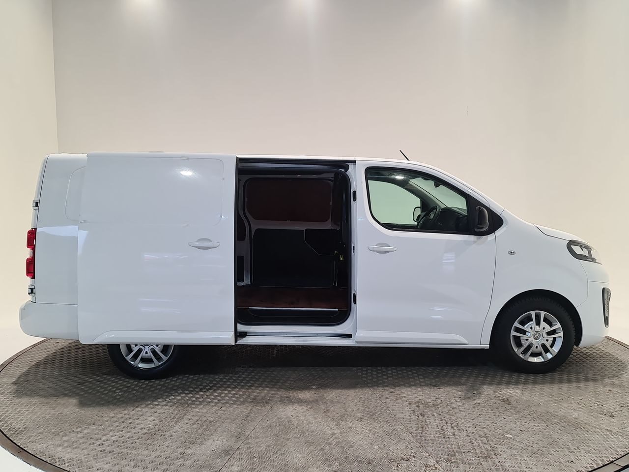 Used Vauxhall Vivaro 2022 for sale - 76577118: Photo 18