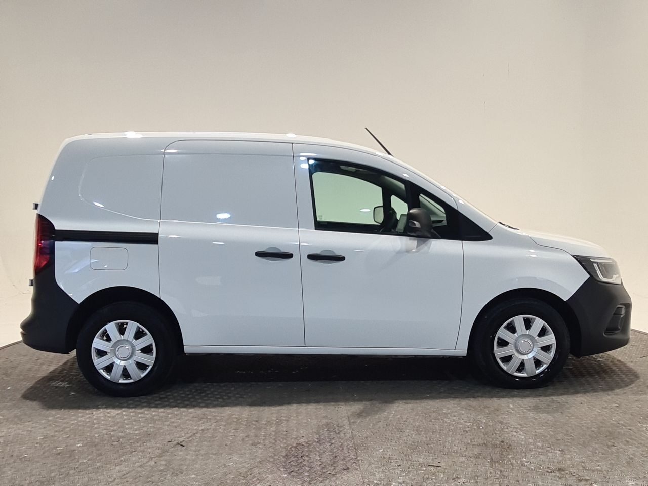 Used Renault Kangoo 2024 for sale - 77952142: Photo 16