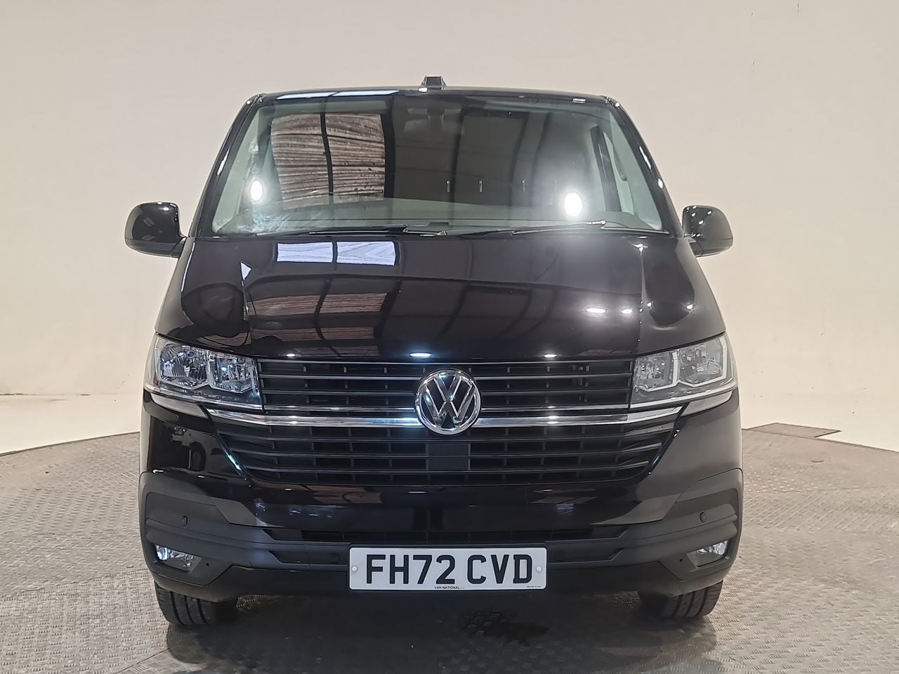 Used Volkswagen Transporter 2023 for sale - 77742671: Photo 3