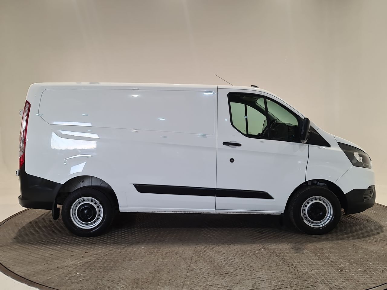Used Ford Transit Custom 2022 for sale - 76697477: Photo 16