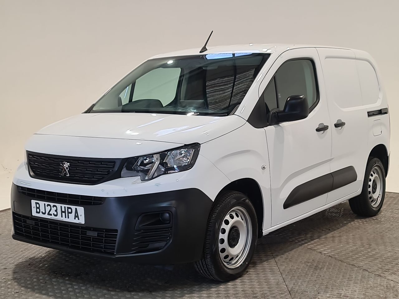 Used Peugeot Partner 2023 for sale - 76616996: Photo 4