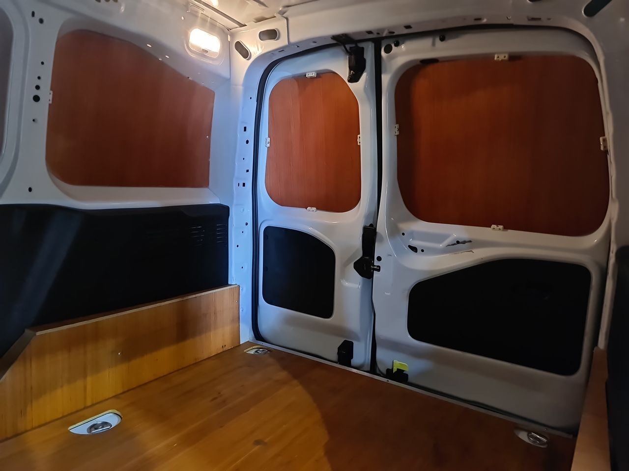 Used Peugeot Partner 2023 for sale - 76616996: Photo 8