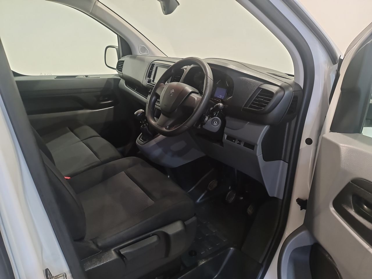 Used Peugeot Expert 2022 for sale - 77223201: Photo 19