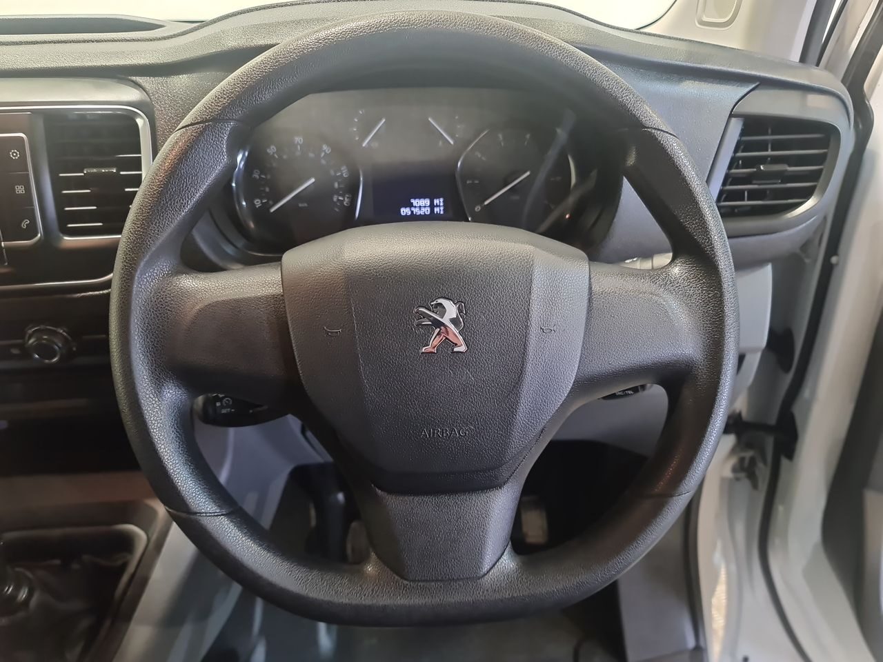 Used Peugeot Expert 2022 for sale - 77223201: Photo 22