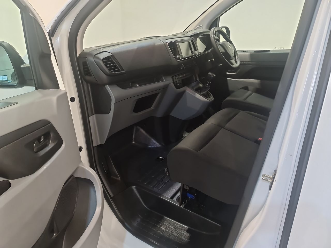 Used Peugeot Expert 2022 for sale - 77223201: Photo 7