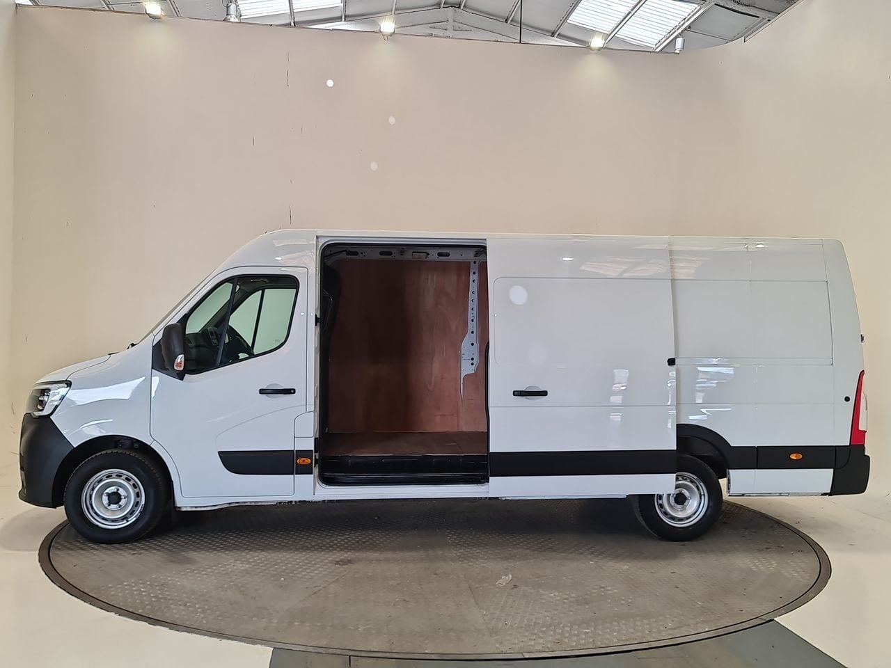 Used Renault Master 2023 for sale - 78162296: Photo 9
