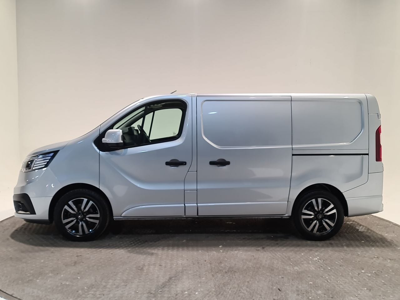 Used Renault Trafic 2022 for sale - 77445890: Photo 5