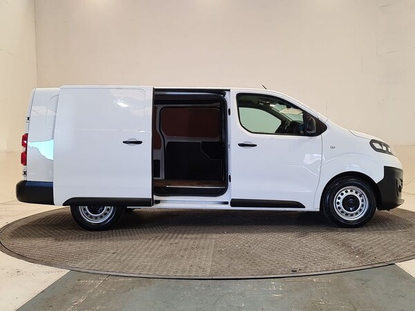 Used Vauxhall Vivaro 2022 for sale - 76132344: Photo 23