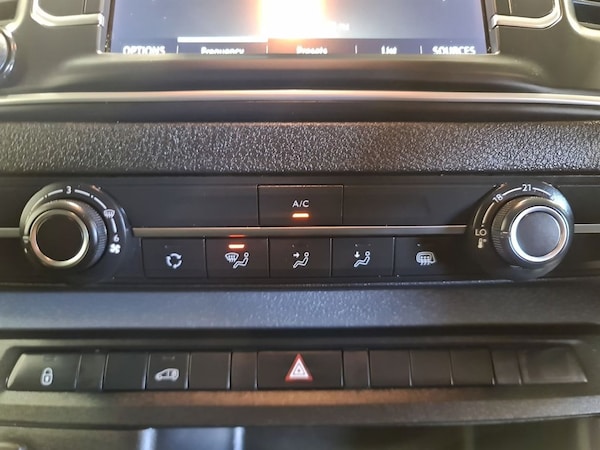 Used Vauxhall Vivaro 2022 for sale - 76132344: Photo 30