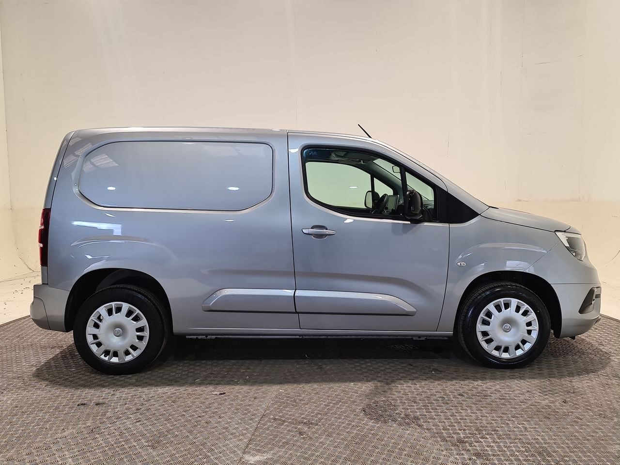 Used Vauxhall Combo 2023 for sale - 77355146: Photo 17