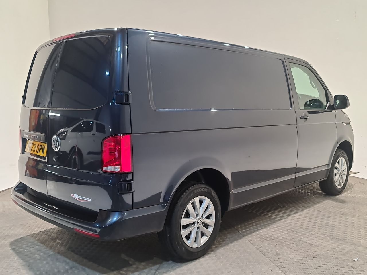 Used Volkswagen Transporter 2023 for sale - 77729180: Photo 16