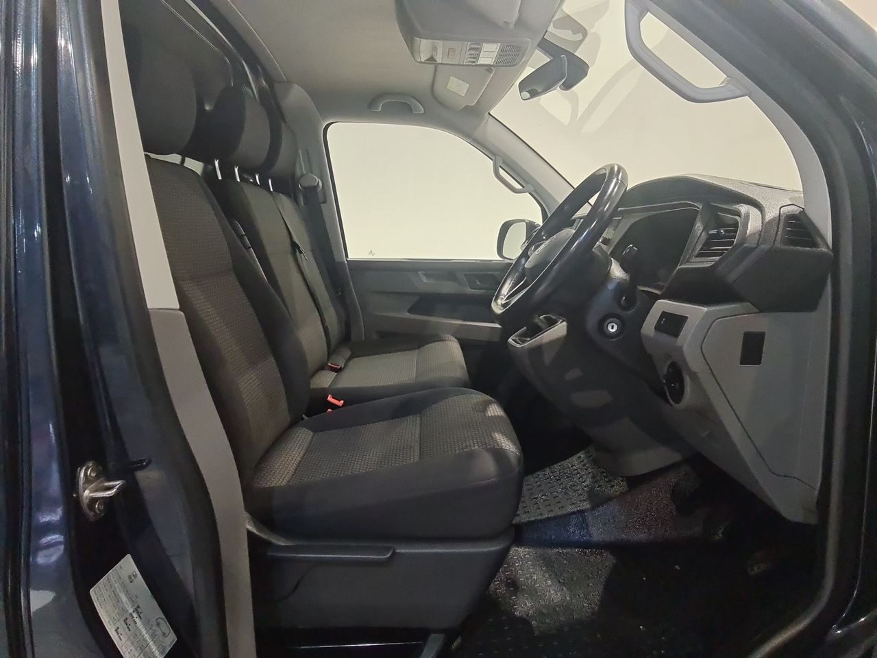 Used Volkswagen Transporter 2023 for sale - 77729180: Photo 20