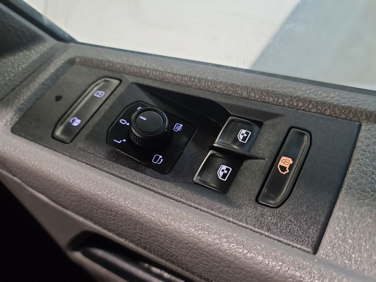 Used Volkswagen Transporter 2023 for sale - 77729180: Photo 27