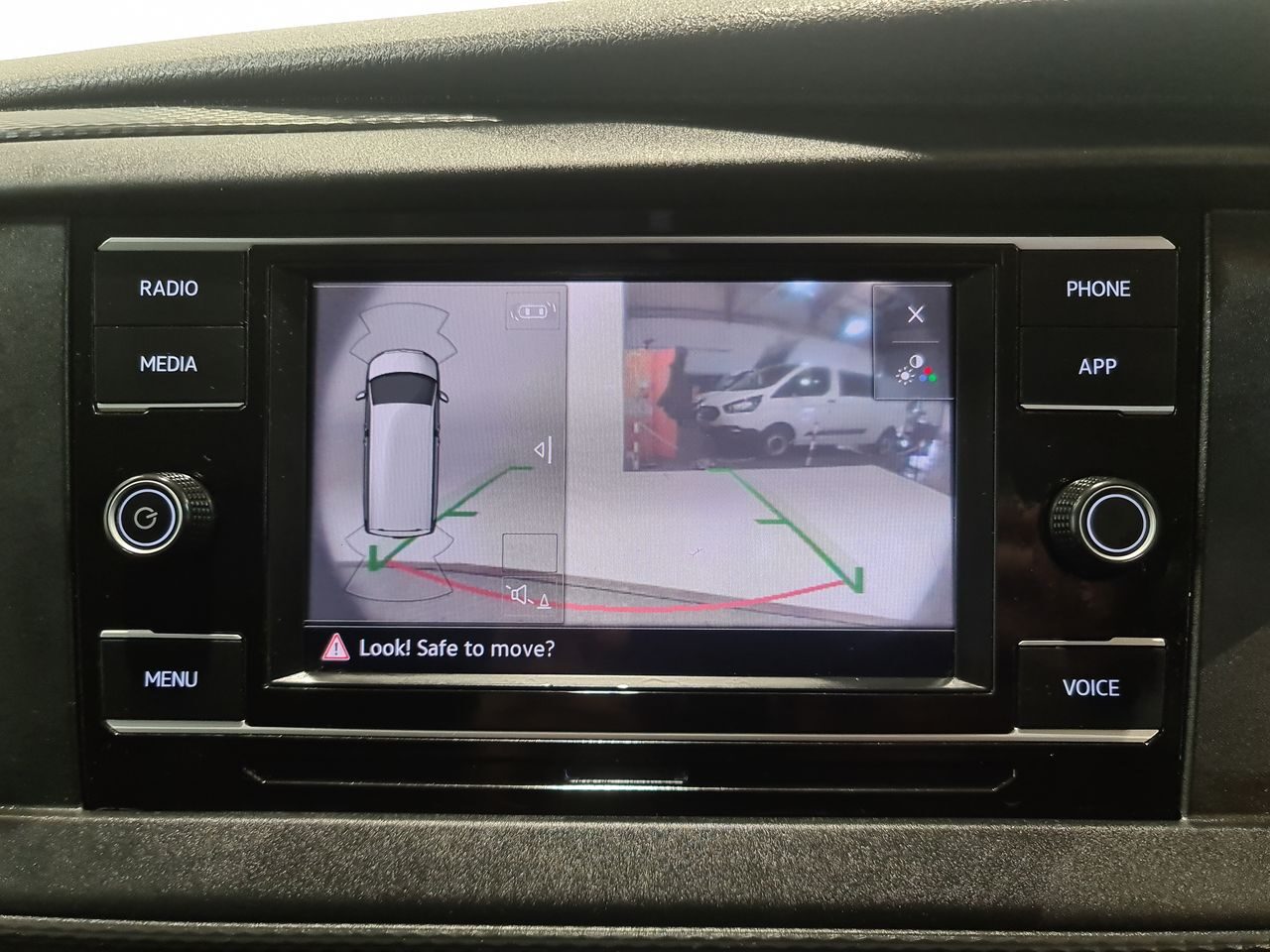 Used Volkswagen Transporter 2023 for sale - 77729180: Photo 31