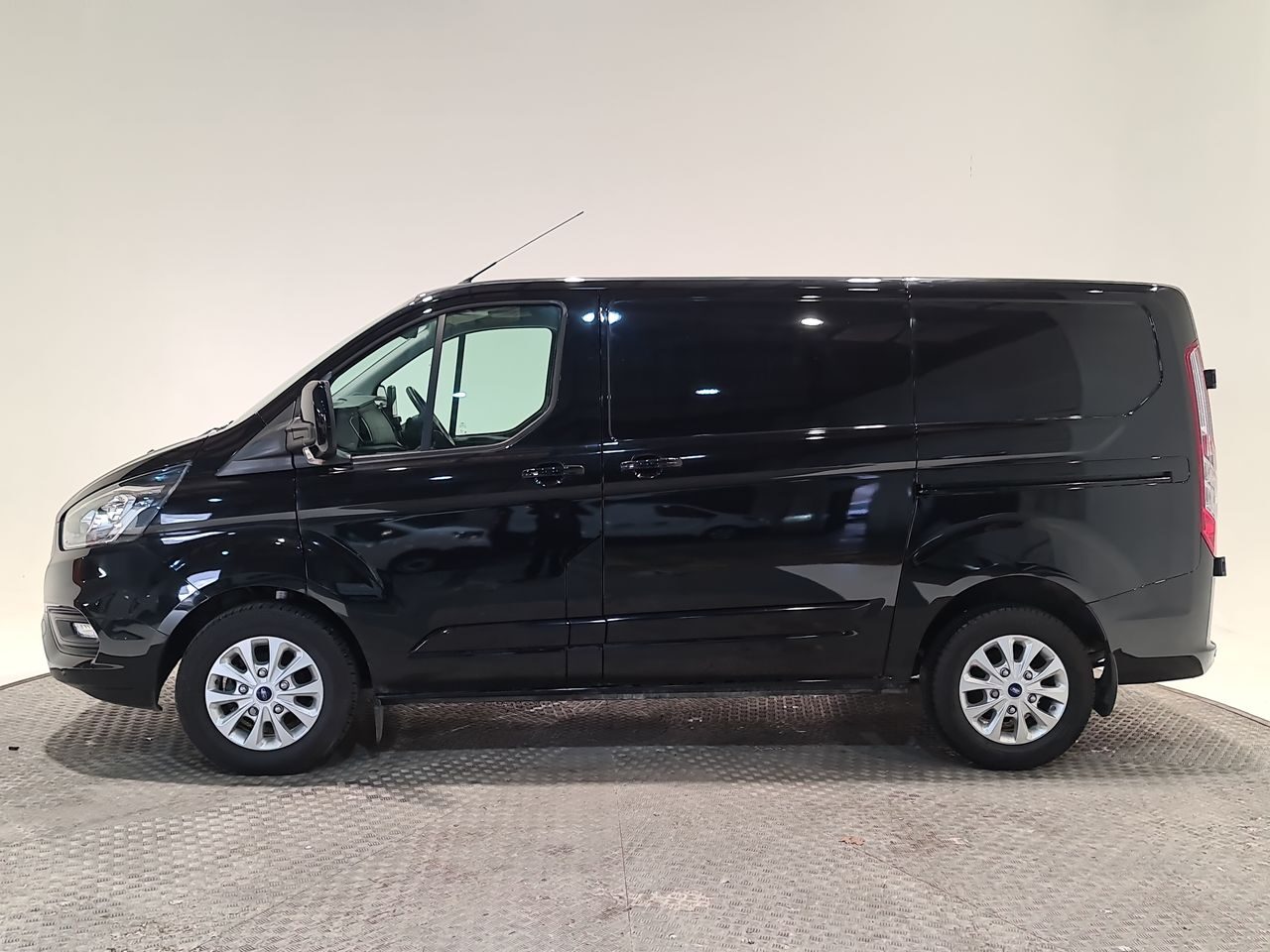 Used Ford Transit Custom 2023 for sale - 77394063: Photo 6
