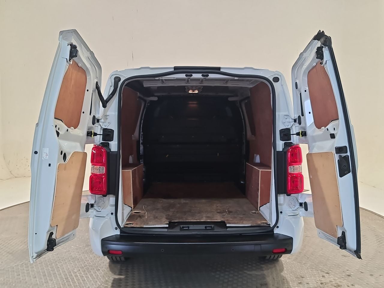 Used Vauxhall Vivaro 2022 for sale - 78190767: Photo 13