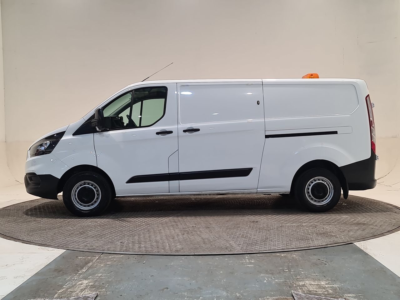 Used Ford Transit Custom 2020 for sale - 76544779: Photo 6