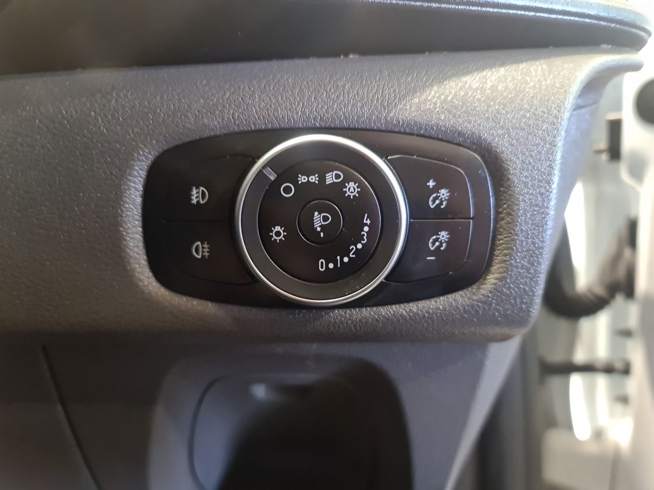 Used Ford Transit Custom 2022 for sale - 77340637: Photo 22