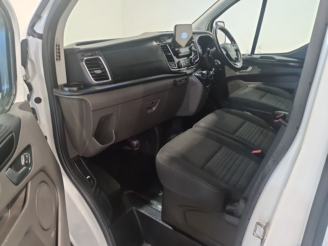 Used Ford Transit Custom 2022 for sale - 77340637: Photo 8